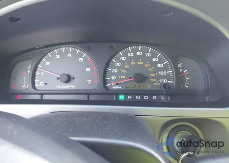 2001 Toyota 4Runner Sr5 V6 z USA, uszkodzony, nr VIN JT3GN86R310197482